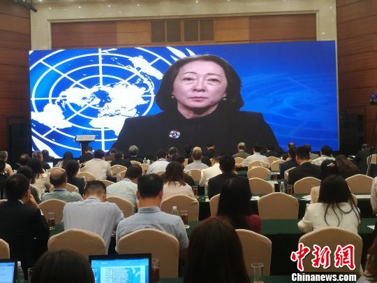 联合国减灾办公室主任水鸟真美博士的视频致辞。 郑小红 摄 联合国减灾办公室主任水鸟真美博士的视频致辞。 郑小红 摄